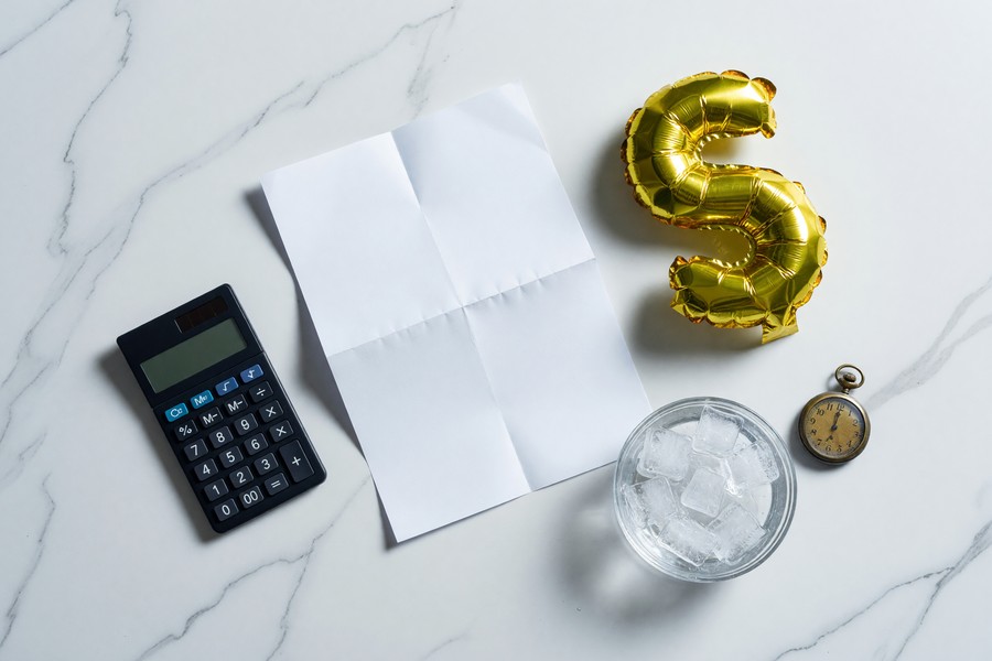 Infographic illustrating DIME formula calculation steps for a dual-income family with mortgage and two children